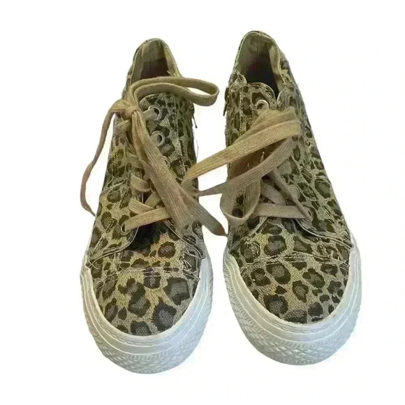 Blowfish Shoes - Blowfish Malibu Maxellar Leopard Print Sneakers Size 9.5